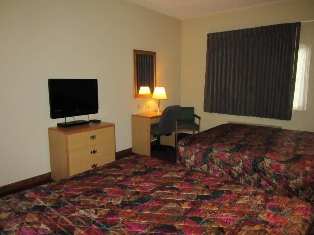 Hotel La Quinta By Wyndham Wichita Airport Exterior foto